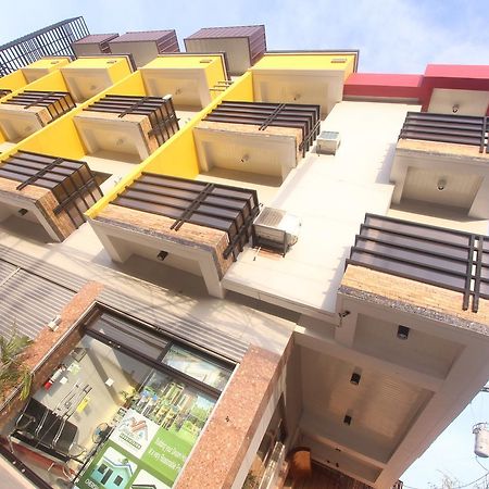 Heart Hotel And Services Dumaguete City Exterior foto