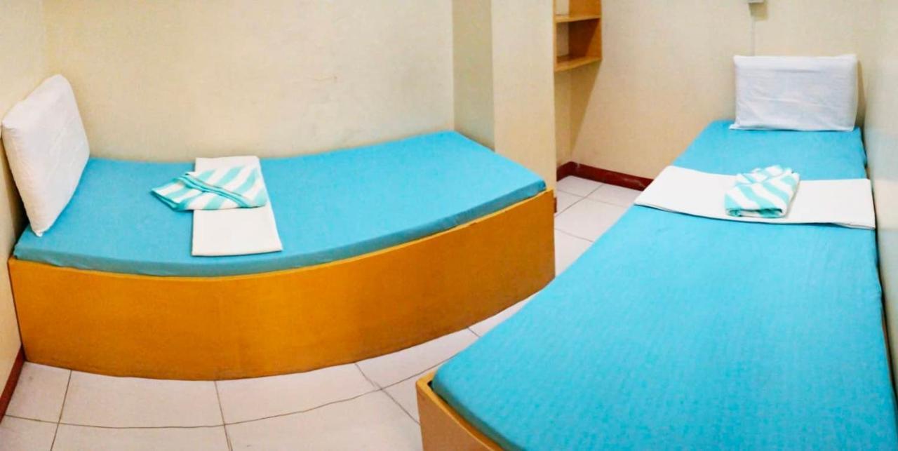 Heart Hotel And Services Dumaguete City Exterior foto