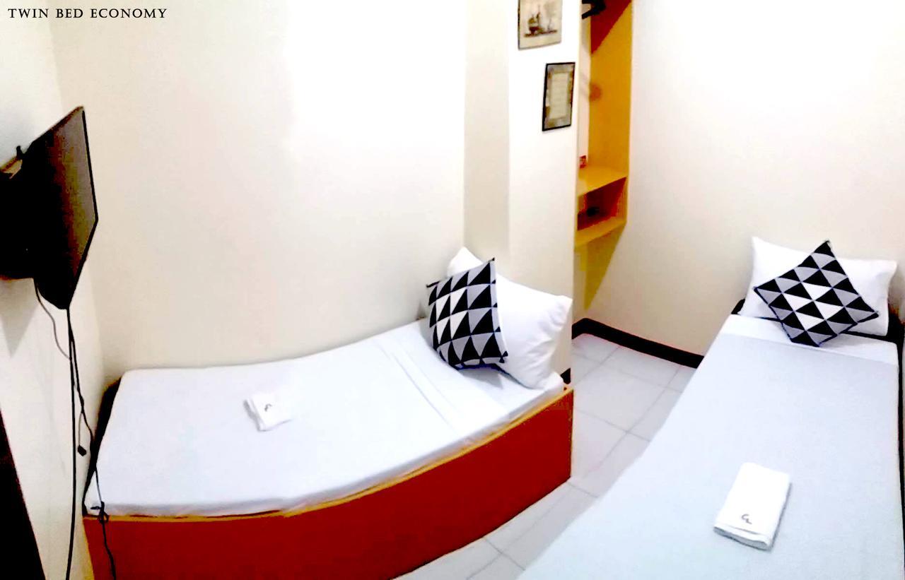 Heart Hotel And Services Dumaguete City Exterior foto