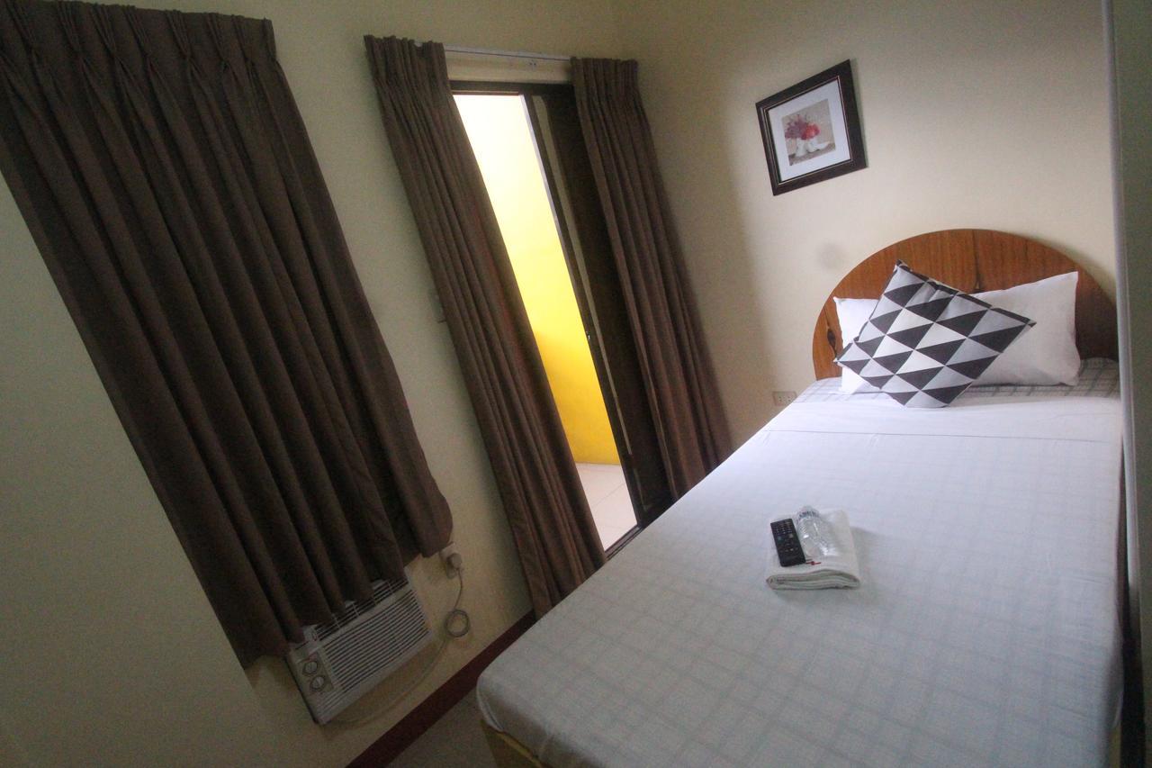 Heart Hotel And Services Dumaguete City Exterior foto